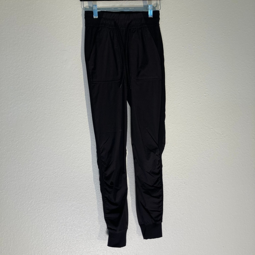 Lululemon Beyond the Studio Jogger Black High Rise Pants Size 2